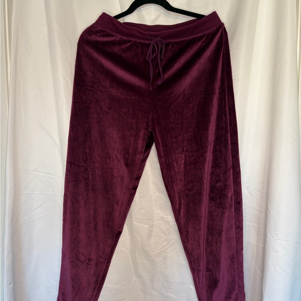 Honeydew USA Burgundy Velvet Joggers​
